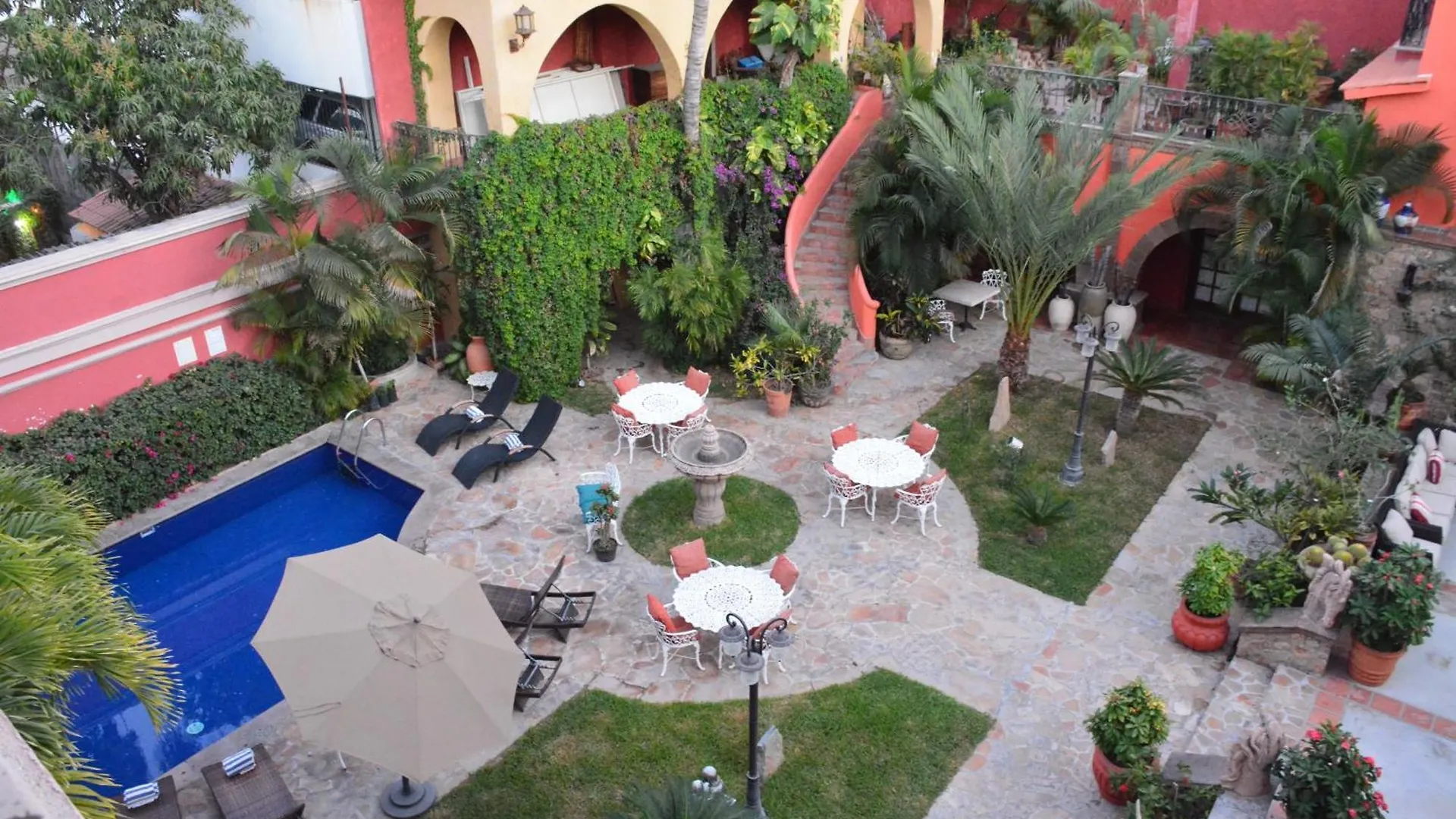 Collection O Casa Bella Hotel Boutique, Cabo San Lucas