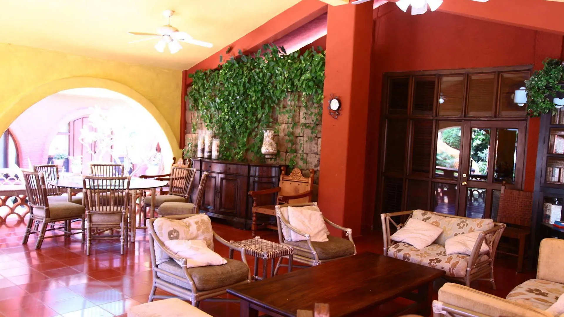 Collection O Casa Bella Hotel Boutique, Cabo San Lucas